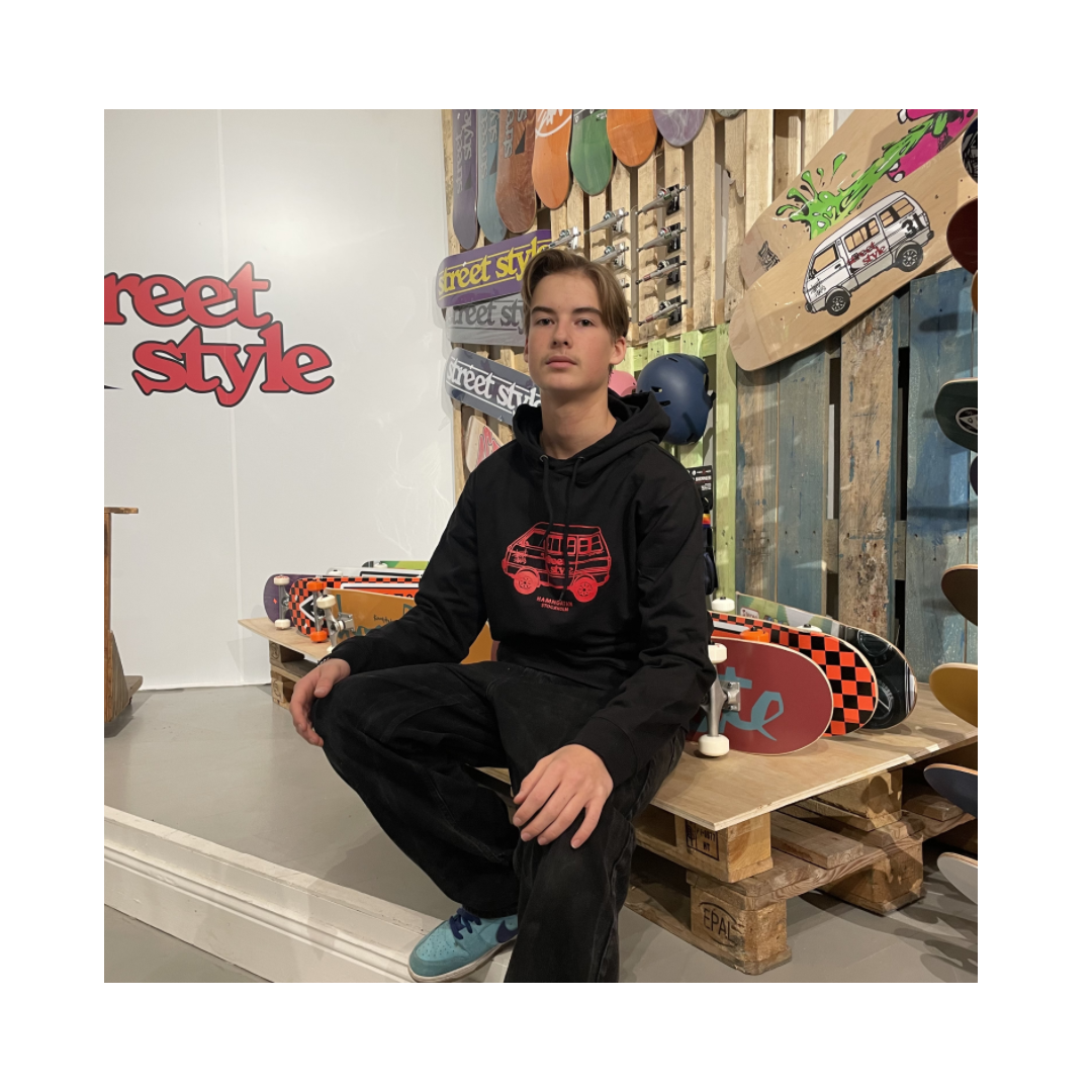 Street Style The Van Hoody Hamngatan