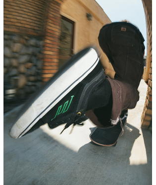 Emerica. HOBAN