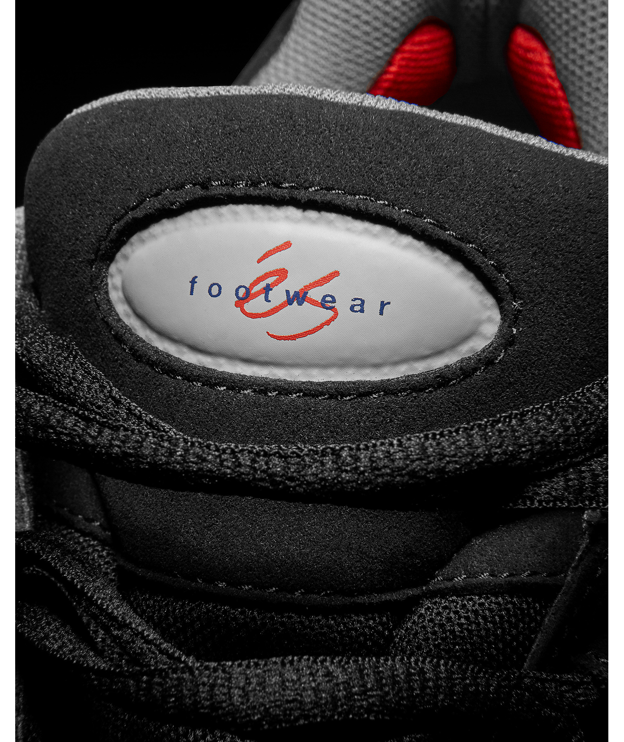 èS ACCEL FIT