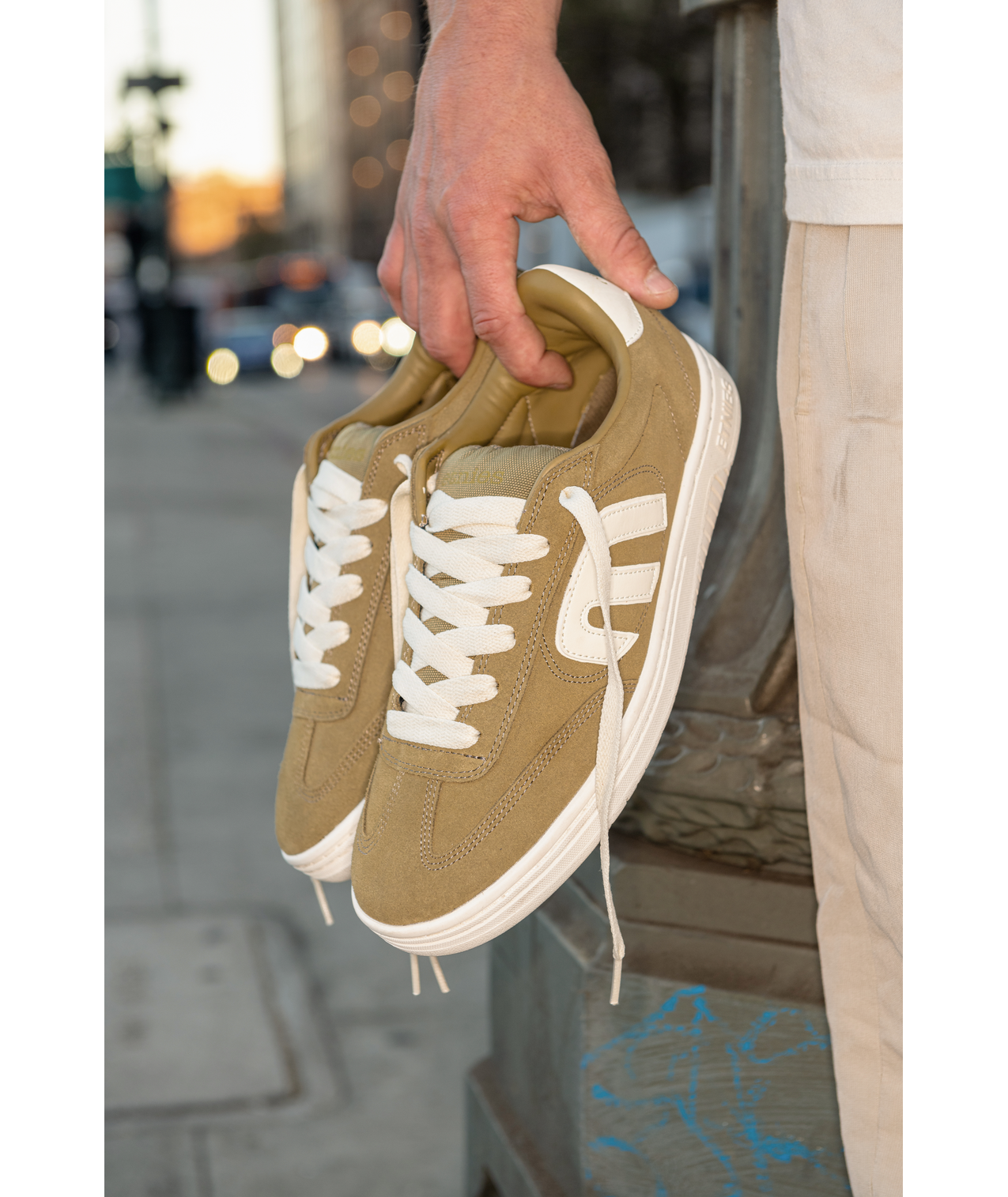 etnies Locut Olive/White