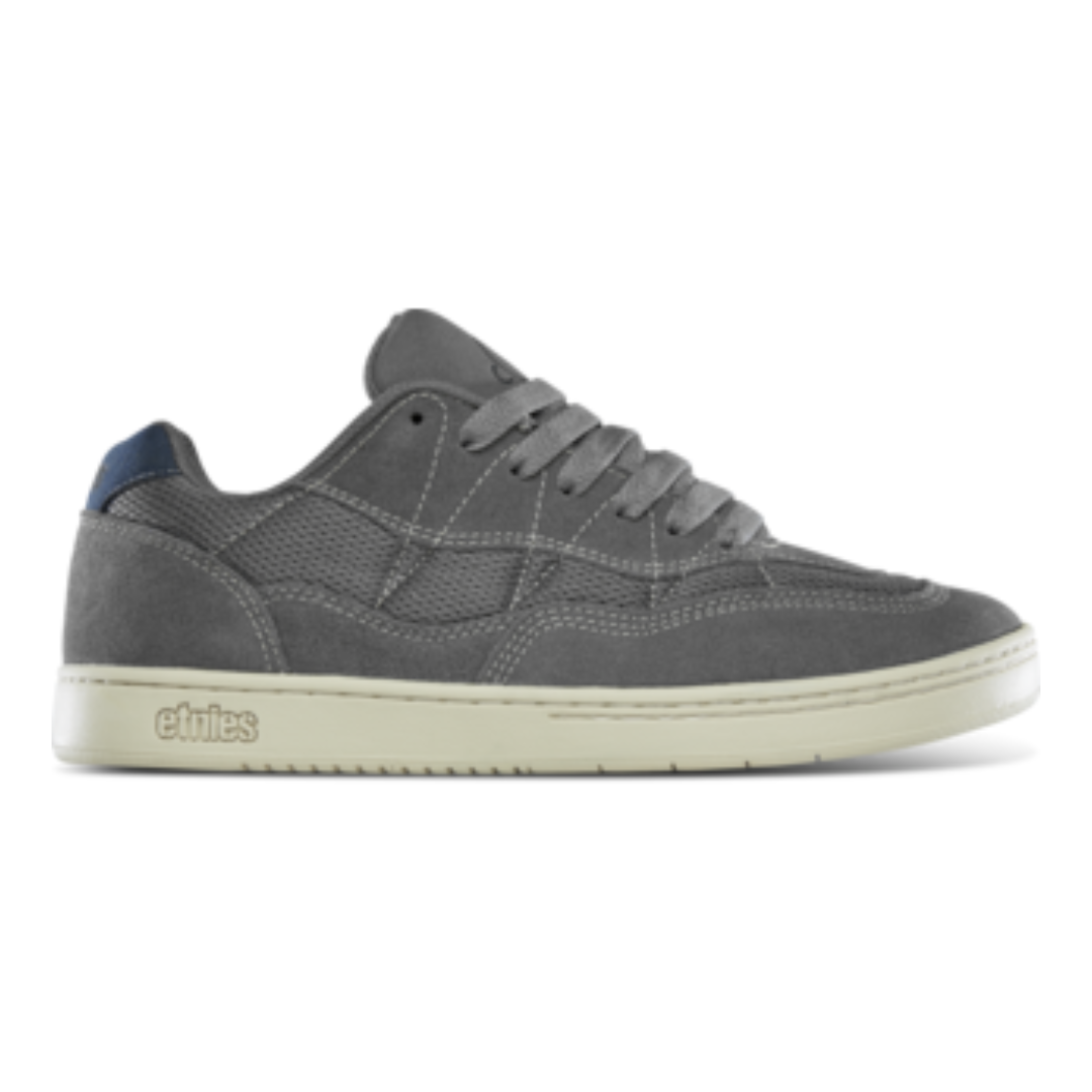 etnies Snake