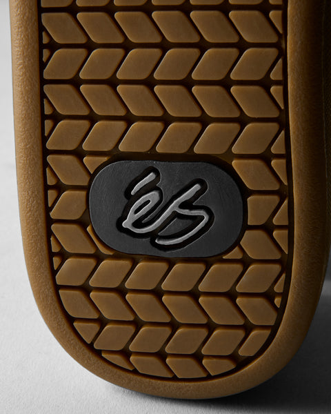 éS Accel x Penny