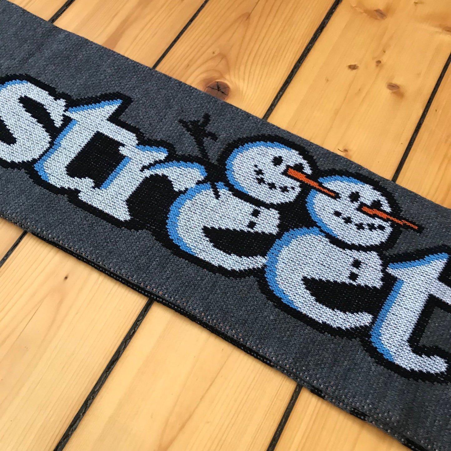 Street Style Snow Supporter Scarf