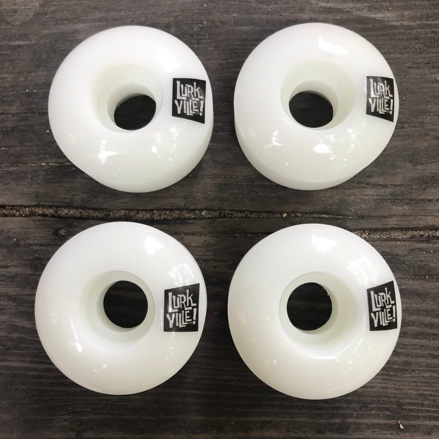 Lurk Ville! Skateboard Wheels 52mm / 101 a